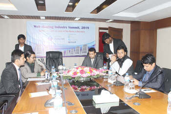 web-hosting-summit-photo-1.jpg