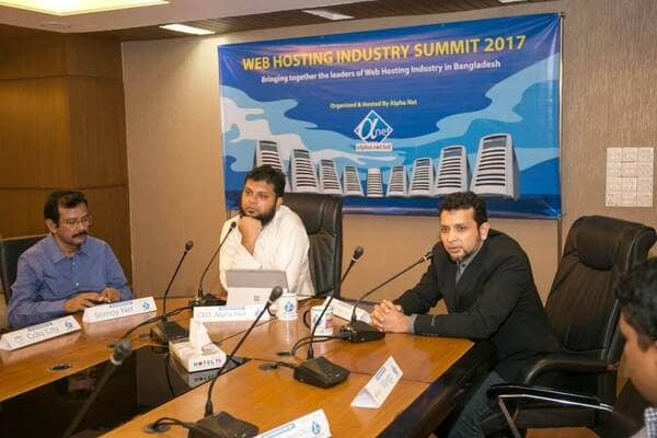 web hosting summit 2017 photo 5.jpg