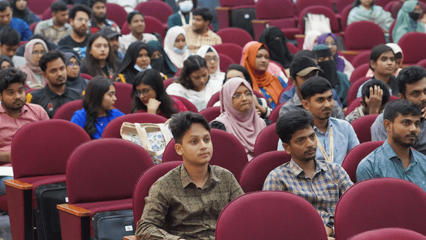 Career-Development-Program-2025-At-Varendra-University