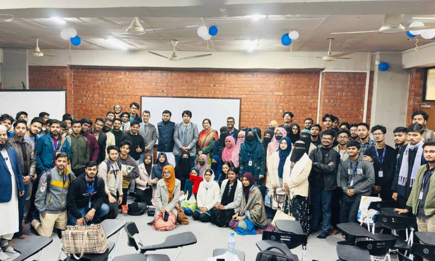 প্রযুক্তির চ্যালেঞ্জ মোকাবিলায় শিক্ষার্থীদের প্রস্তুত করতে এনইউবিতে বিশেষ আয়োজন